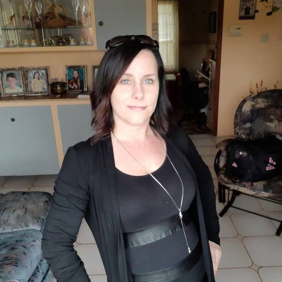 christinelav580